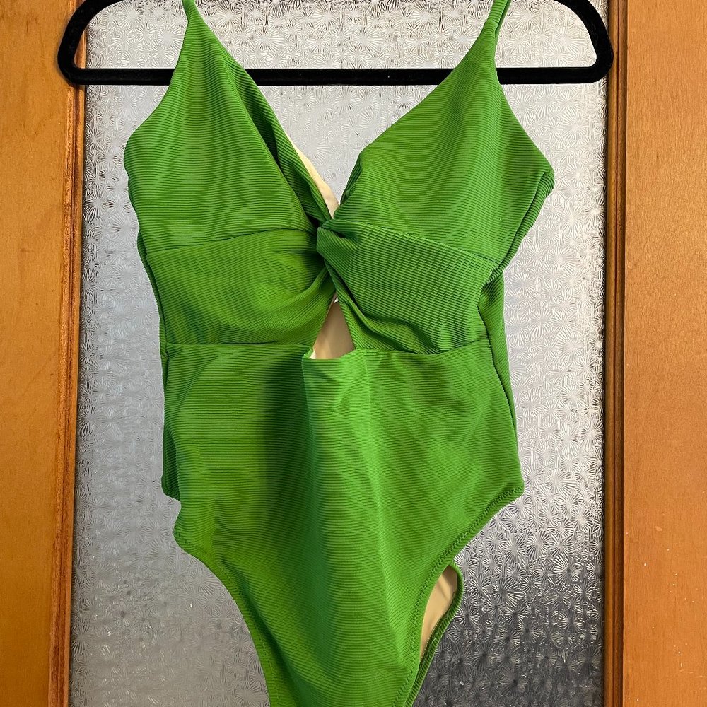 Berlook | Green Ribbed Cutout One-Piece Swimsuit | NWT | Size L